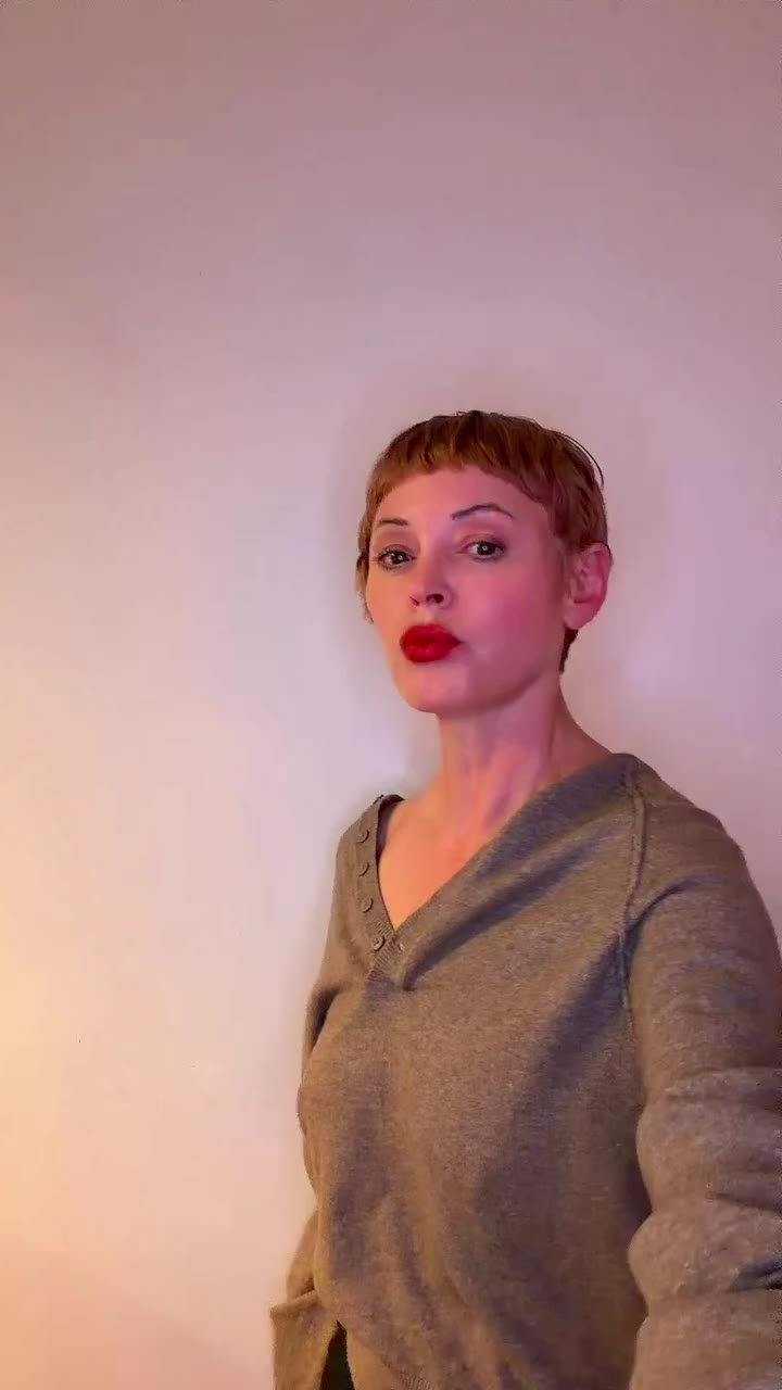 Look by @rosemcgowan