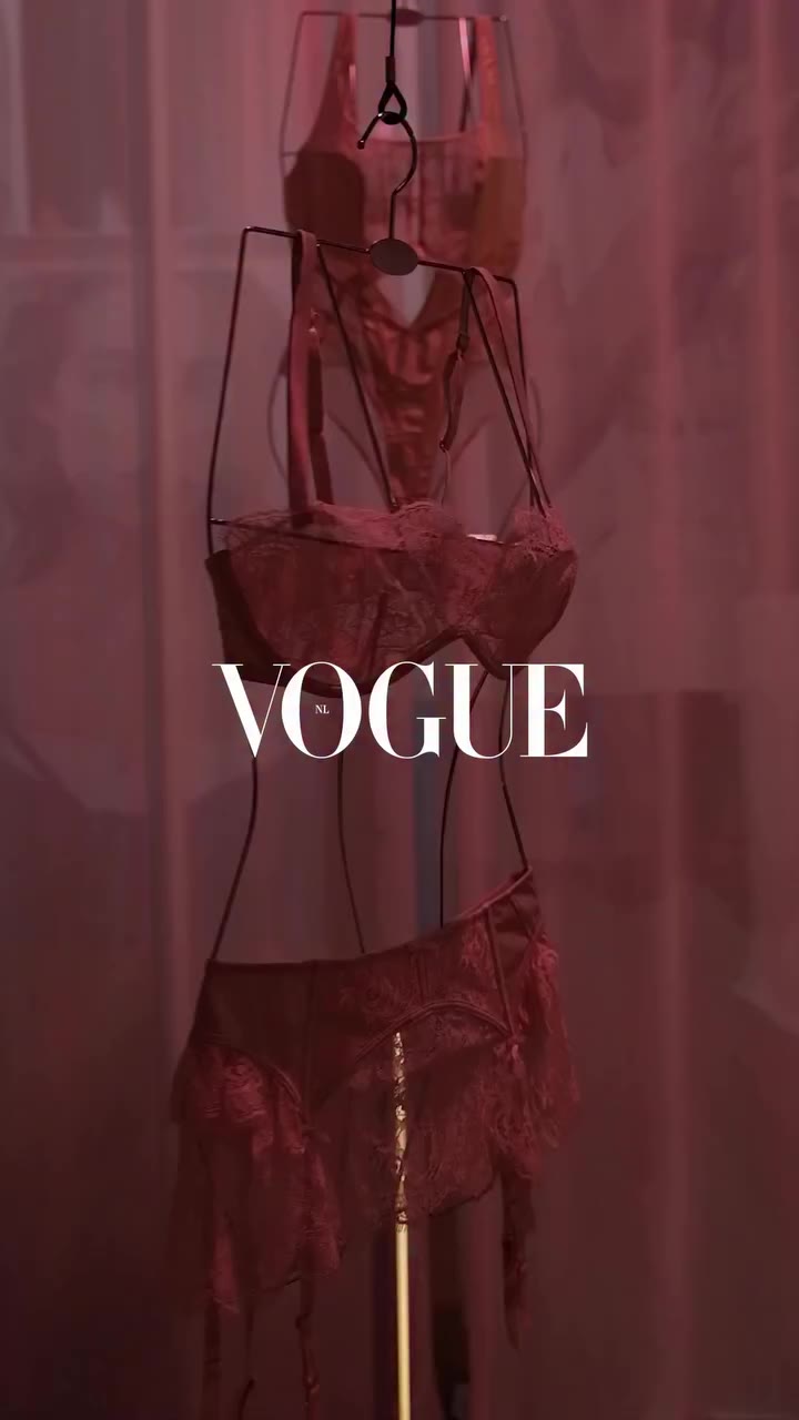 The countdown has begun! Kom aanstaande vrijdag langs bij de @Hunkemoller…