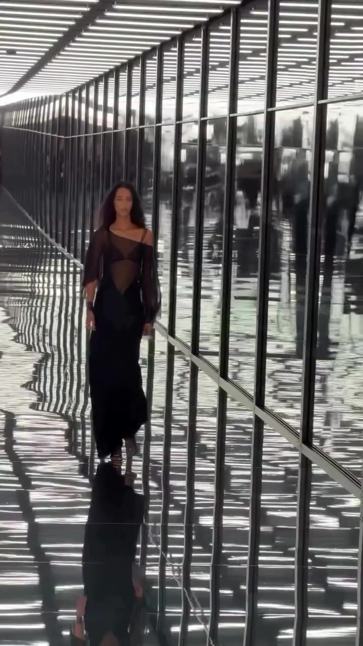 Welcome to the @fendi boudoir. For SS27, Maria Grazia Chiuri turned the runway…