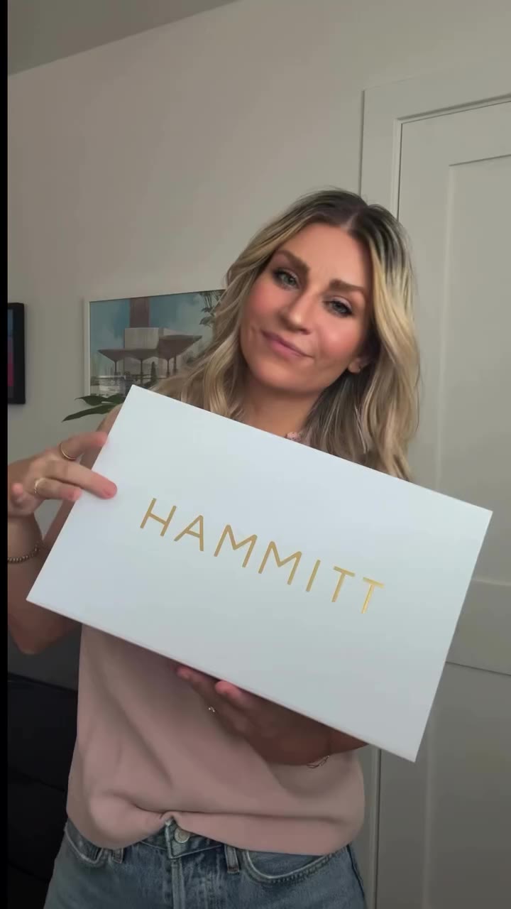 She’s coming out with me tonight 🖤 #gifted #hammitt #stylishlysteph…