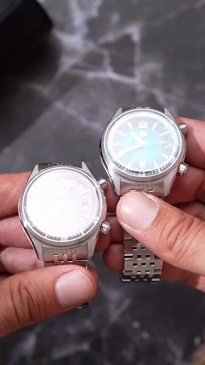 UNDER US$600 🤯: The Zelos Helmsman Diver is back in stainless steel, bringing…