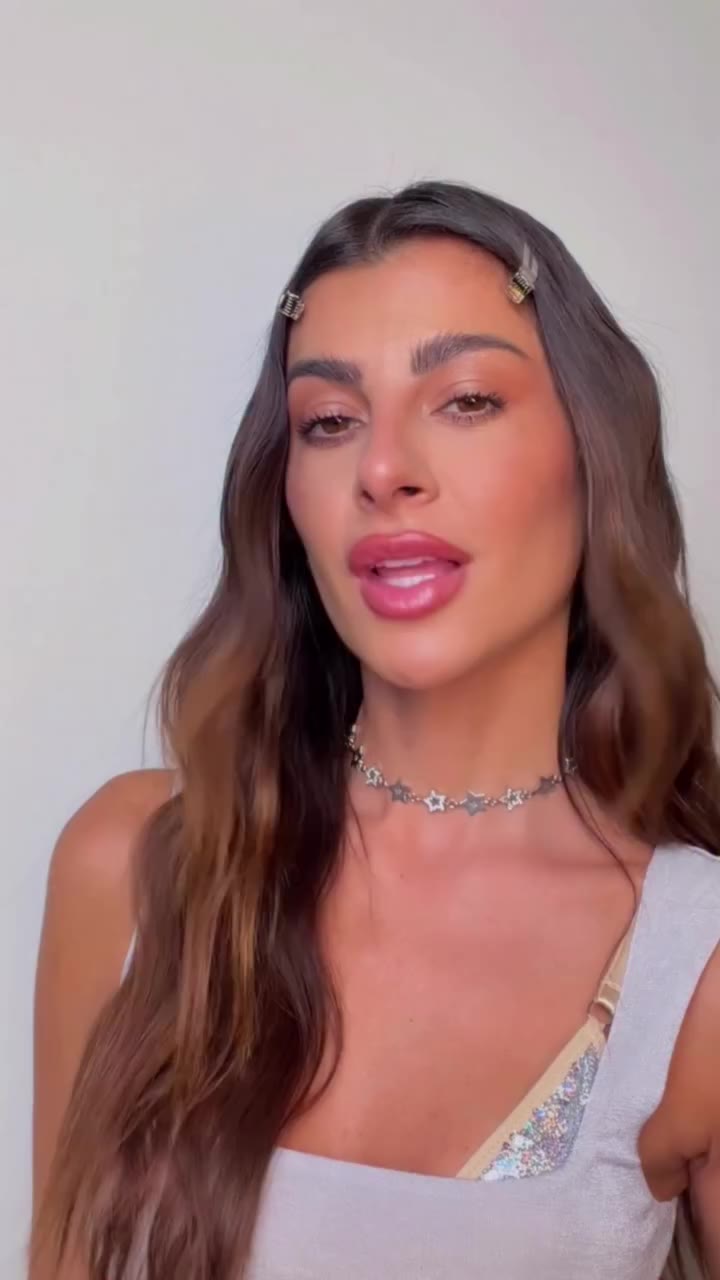 OK GUYS, WE’RE BACK 💫 novos essenciais da minha Hello Universe com…