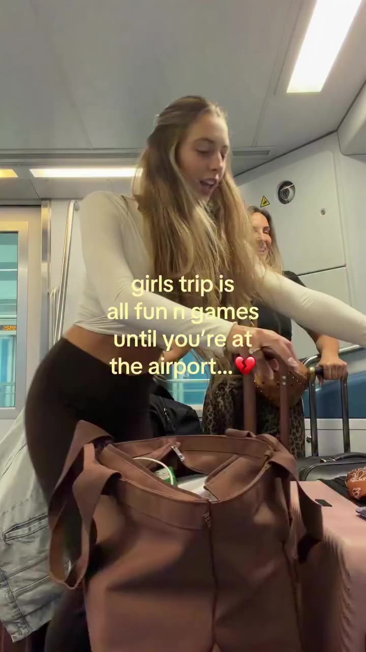 alright jokes over where is he??🧳💔💔 #girlstrip #relatable