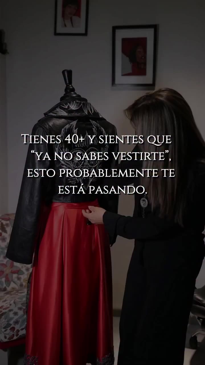 Si tienes 40+ y últimamente te miras al espejo y sientes que tu ropa ya no…