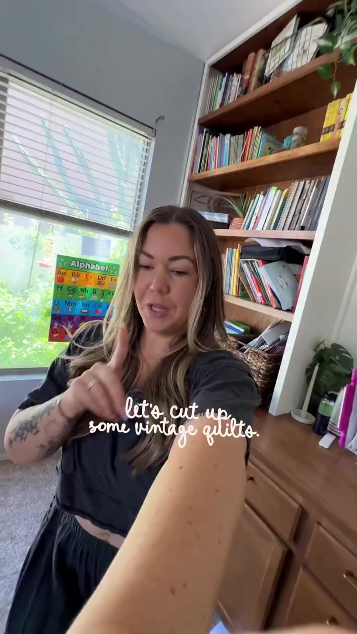 I was so excited to open this box from @simplyartiqueshop and see the quilts I…
