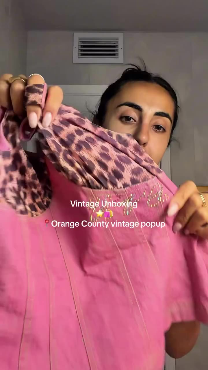 What should I post on our vintage story drop vs in person sale!!