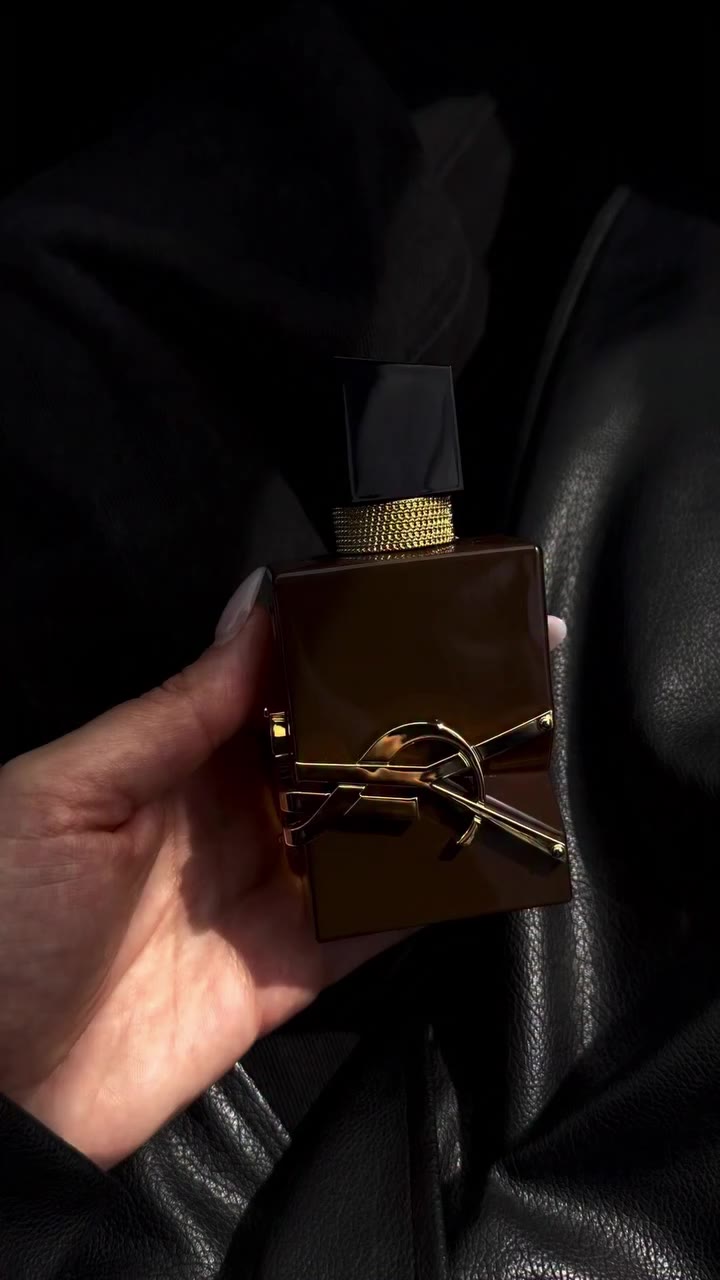 Any excuse to run to the bathroom so I can douse myself in the new @yslbeauty…