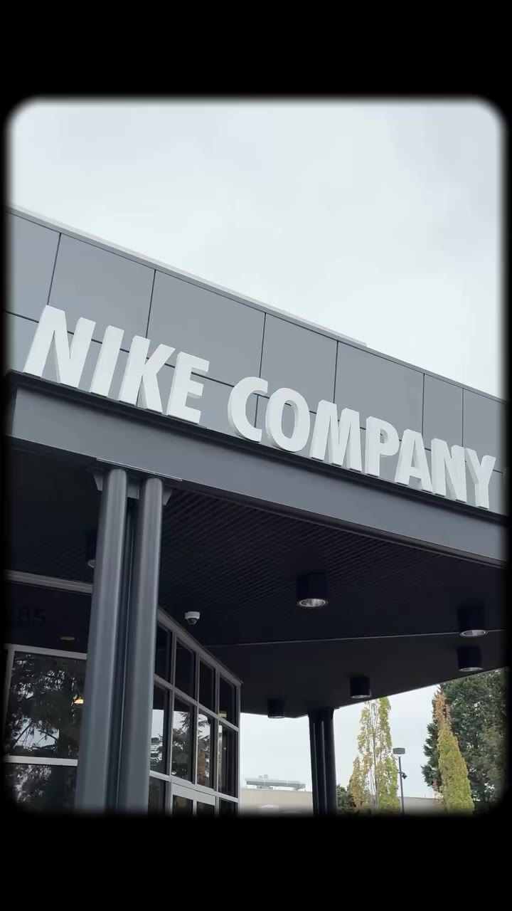 I got to visit the Nike Company Store in Beaverton, OR 👀🔥 More to come!…