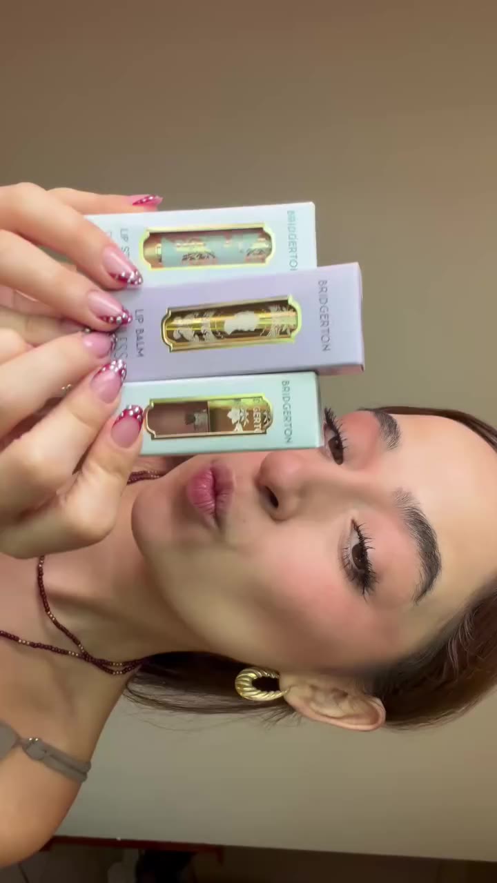 Un lip look completo en 3 pasos 💗👑 Balm + Lipstick + Lip Oil de Bridgerton x…