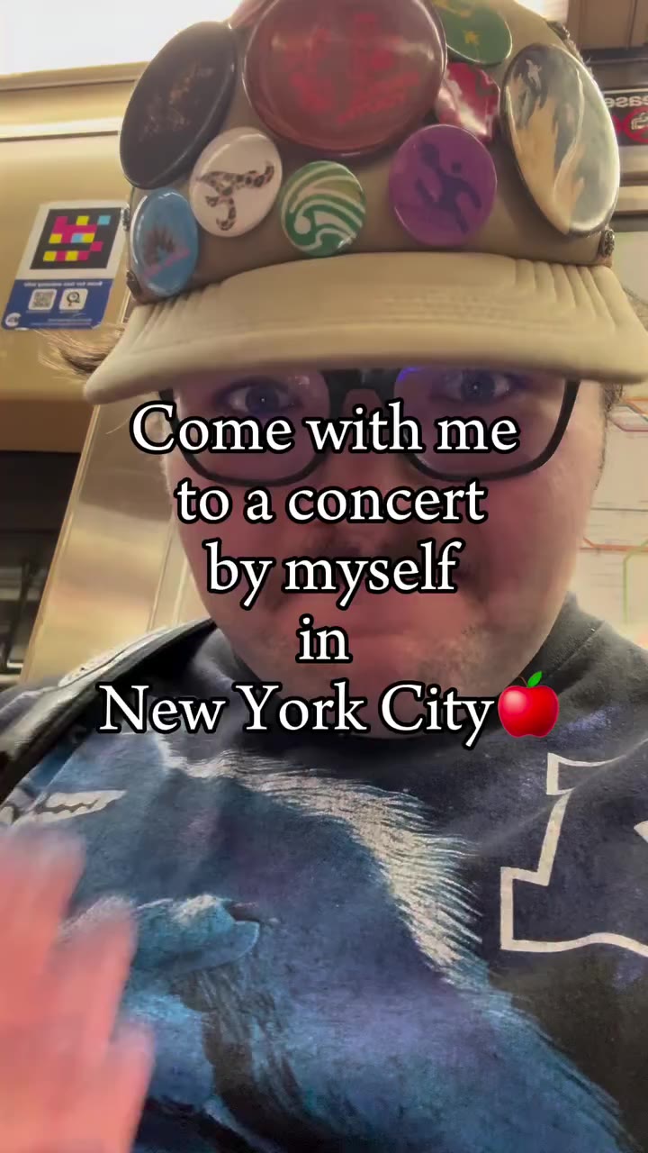 Any chance I have to be able to see my favorite artist I have to #explore…