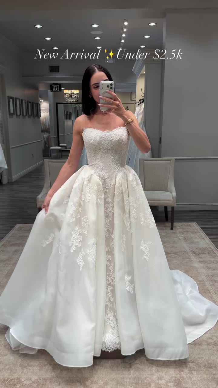 Everything about this dress is perfection - including the price tag! Shop this…
