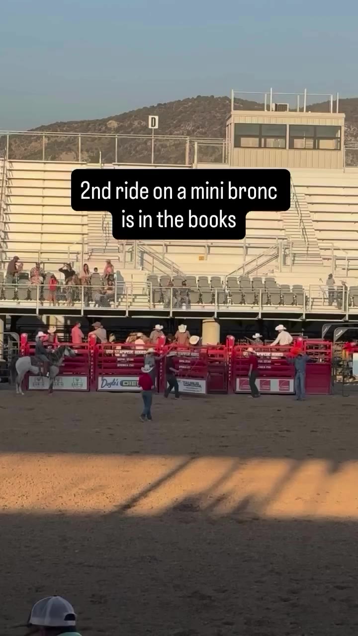 Legend in the making 🤠🤠🤠 . . . 📸: @allthethings_withkeisha