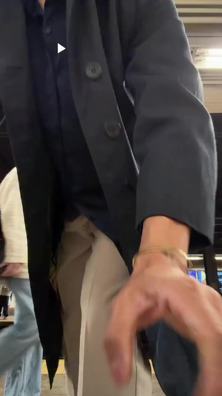 What I wear to @nycballet 🧥@burberry 💍 @germankabirski @germankabirski.usa…