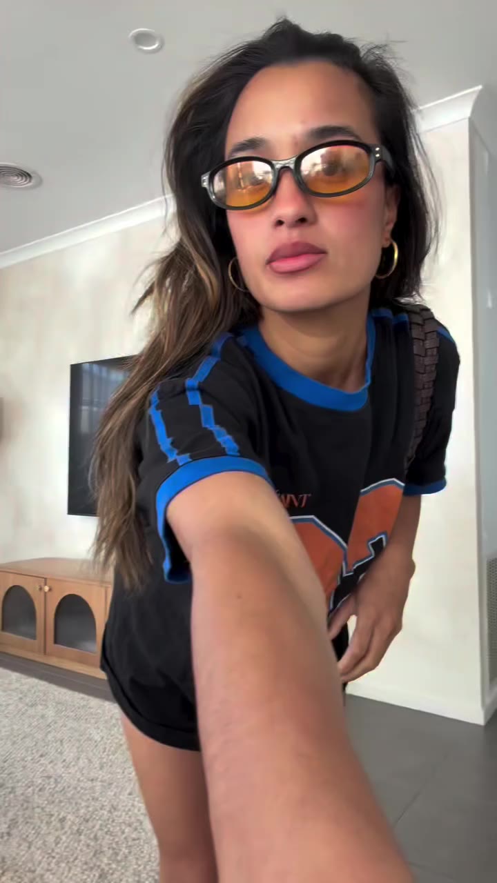 Surprise it’s me with another fit!!! 👋