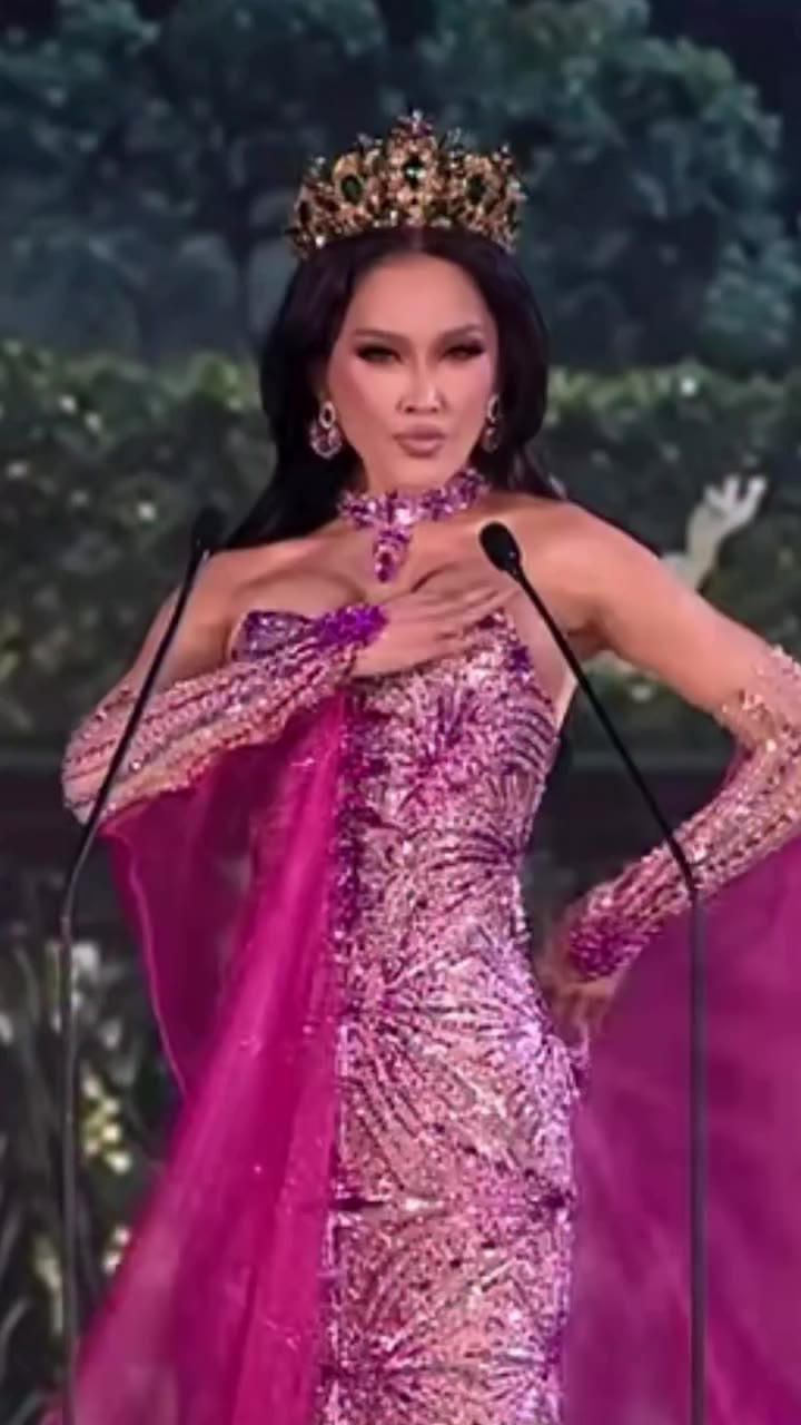 Channeling her inner #Barbie Miss Grand Kazakhstan @anelemille_ makes her…