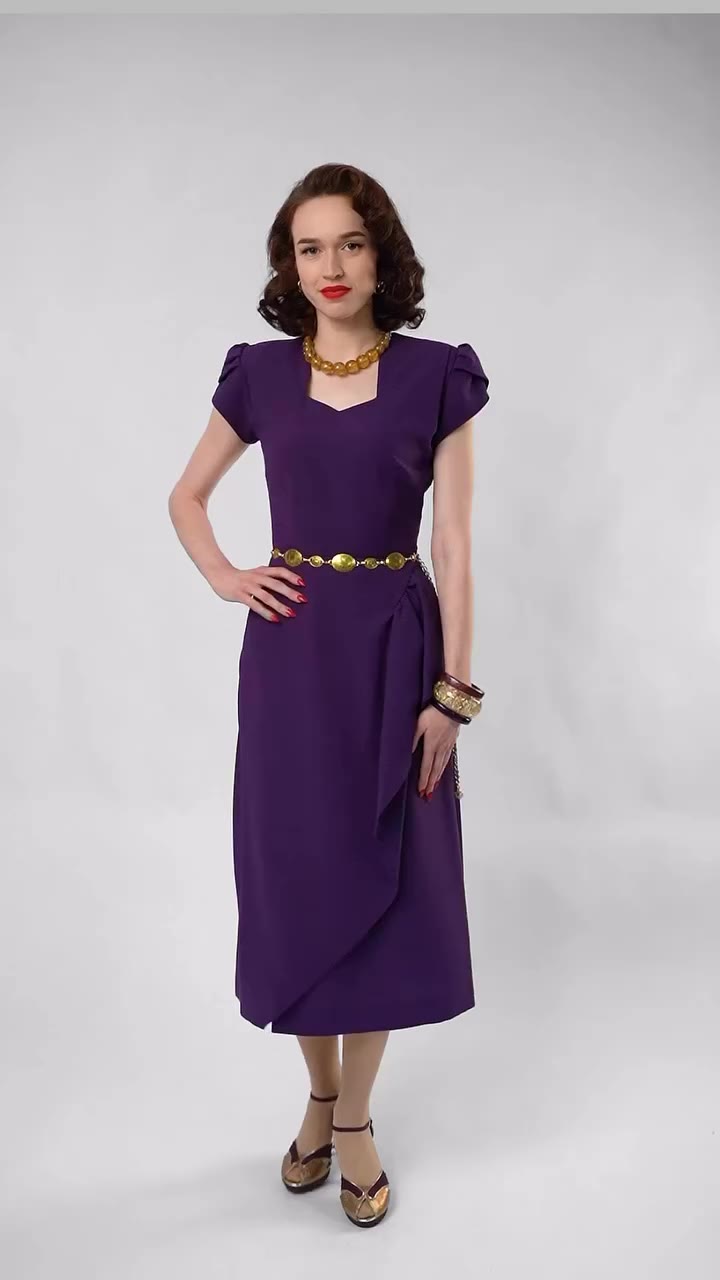 Classic Vintage chic. Our Gloria dress brings you silver screen glamour…