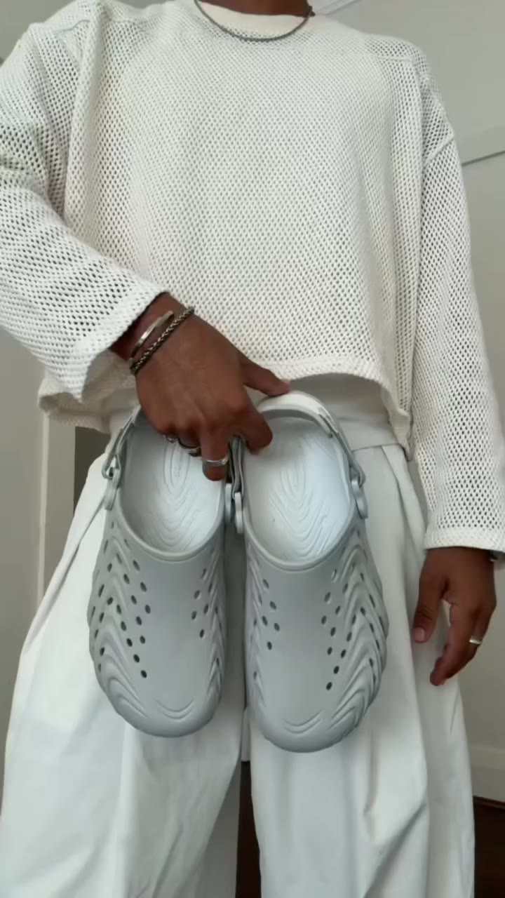 The Echoes, for every fit.