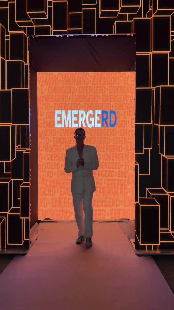 Look by @emerge_rd