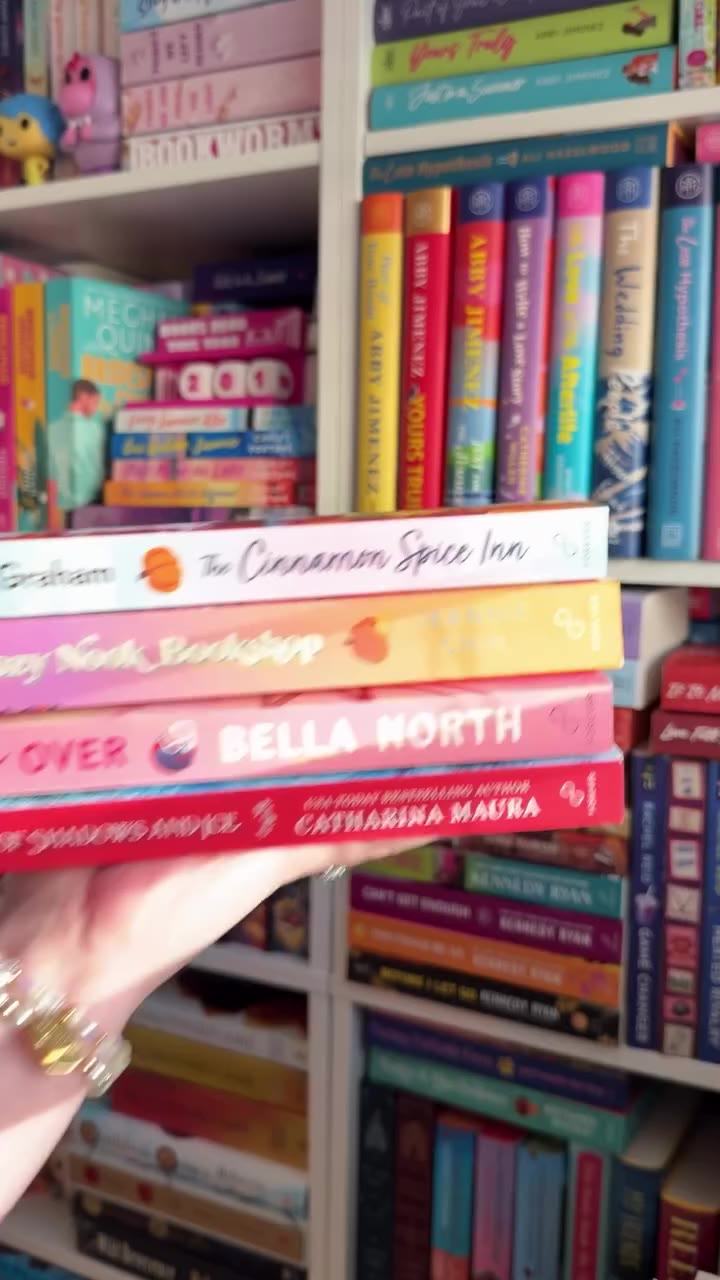 Before my time in the @readforeverpub ended, they were so kind to send me…