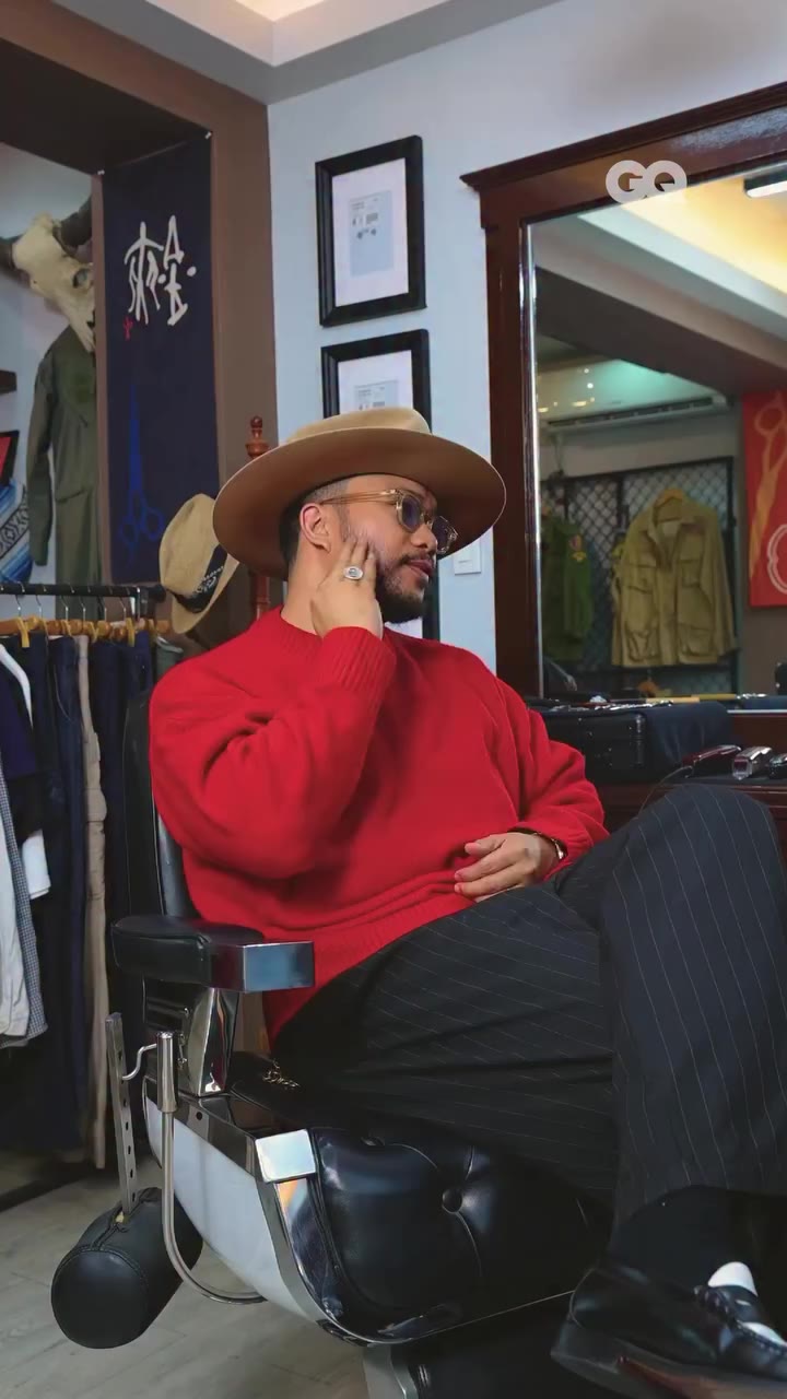 Good beards don’t happen by accident. We stopped by @thegumcruz’s barbershop…