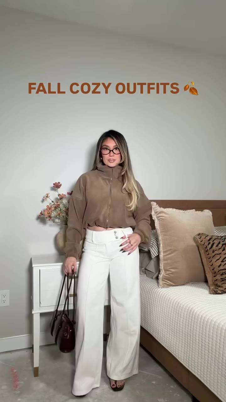 The cozy fleece you’ll want in every color 🤍 This Amazon find has the cutest…
