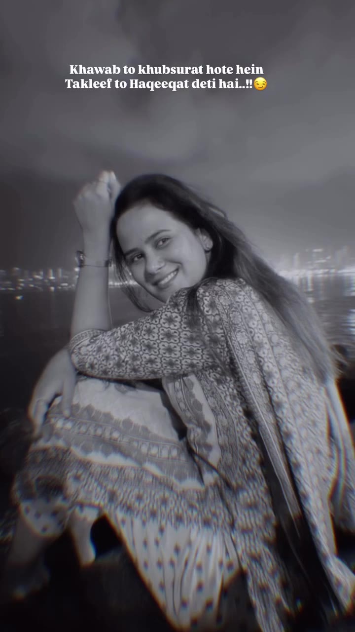 Me Time🧿 #mumbaidiaries #marinedrivemumbai #metime