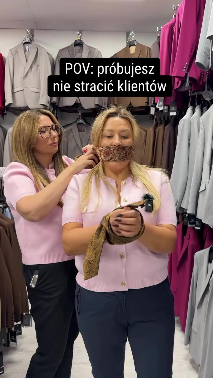 Naprawdę bardzo się staramy 🤪 —— #modamęska #modameska #garnitur…