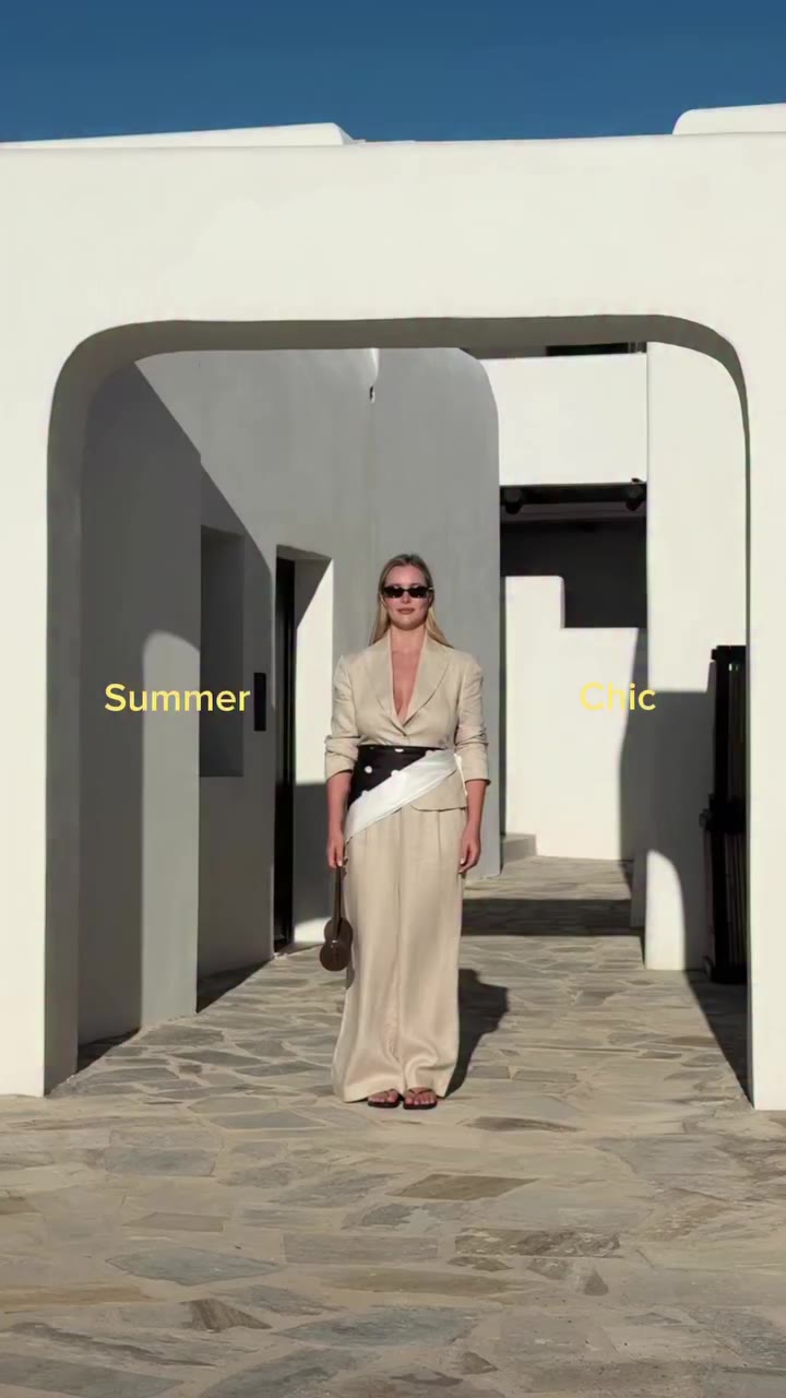 A European chic capsule, styled with @commonry #midsizefashion #chic…