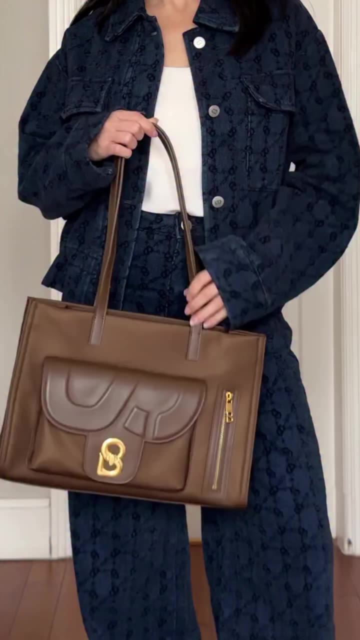 @nisa.sastra shares her take on the Nara Tote Bag. Watch to hear what she…