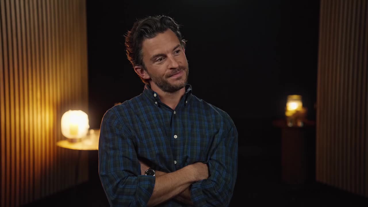 Watch this exclusive clip of @jbayleaf in his starring role for Bram Stoker’s…