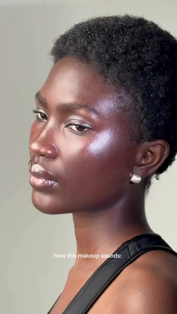 How applying our new shimmer duos sounds 🤭 Pre-order via the link in our bio.