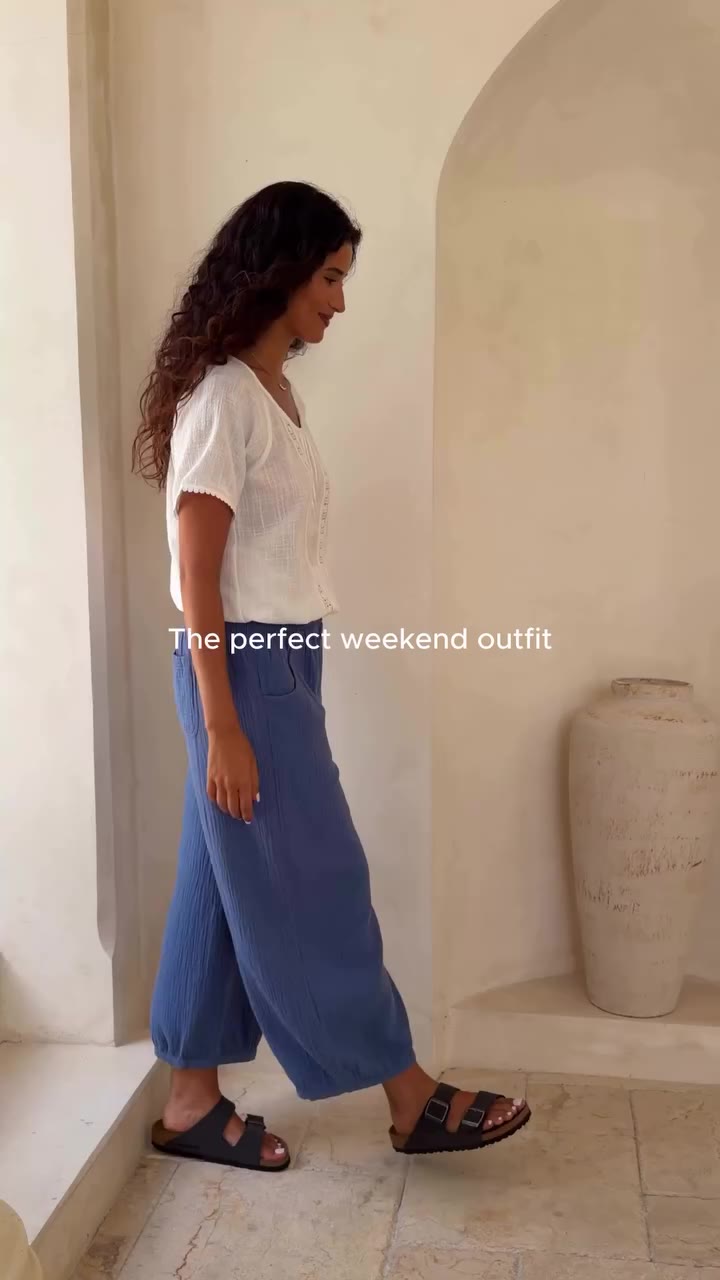The perfect balance of comfort and style for your weekend plans. Discover the…