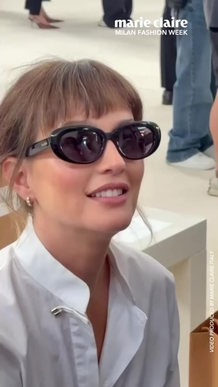 Leighton Meester was #spotted front row at #MaxMara show #MilanFashionWeek…