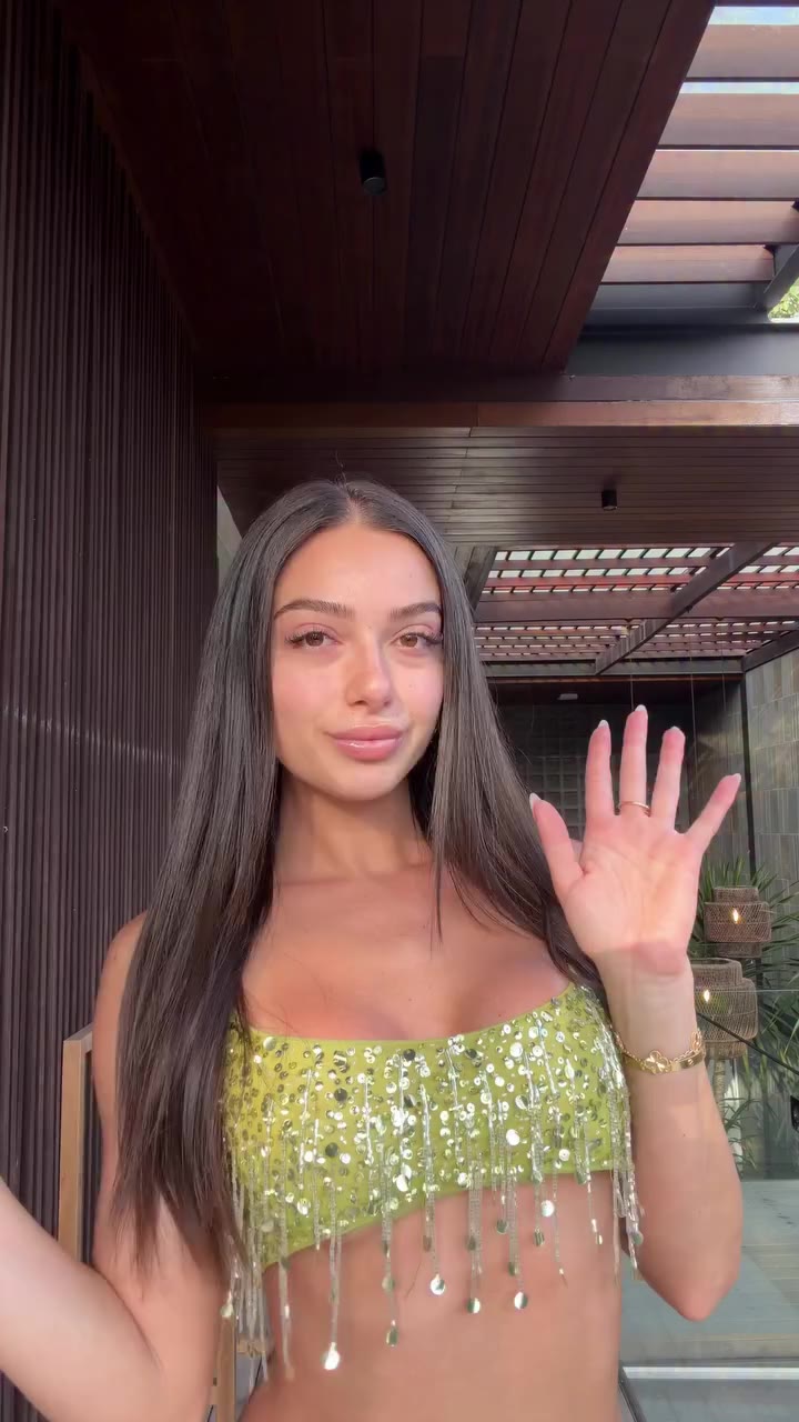 GRWM for day 2 in Bali. Dinner with the girls called for all the bronze &…