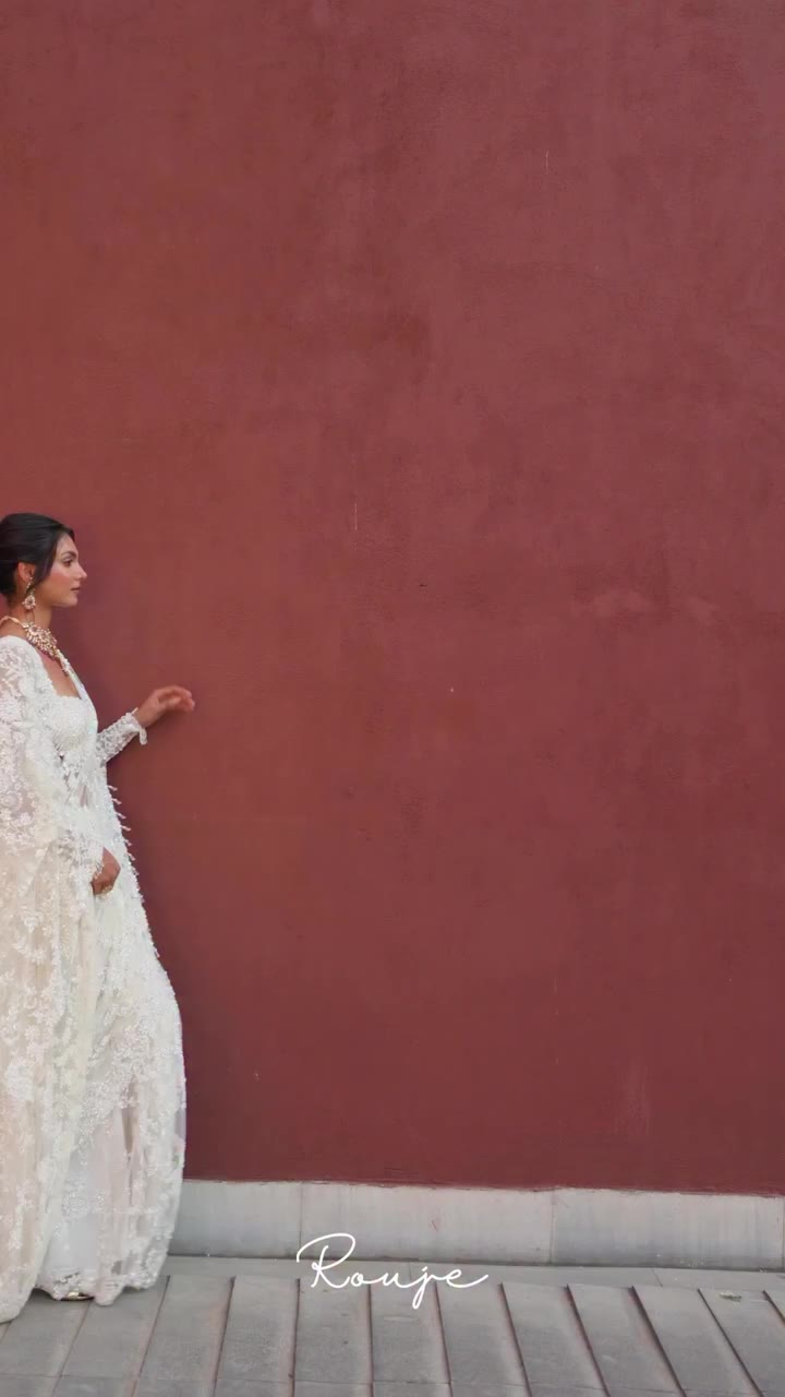 The soft look with a little something extra 🤍 MARIELLA - Ivory tulle saree…