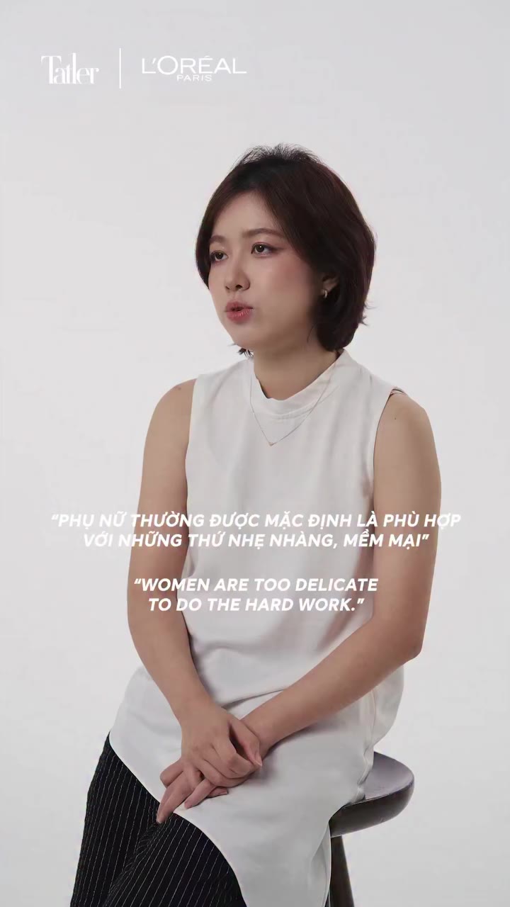 Hoạ sĩ Dương Linh Đan và một thế giới rất riêng Họa sĩ Dương Linh Đan là một…