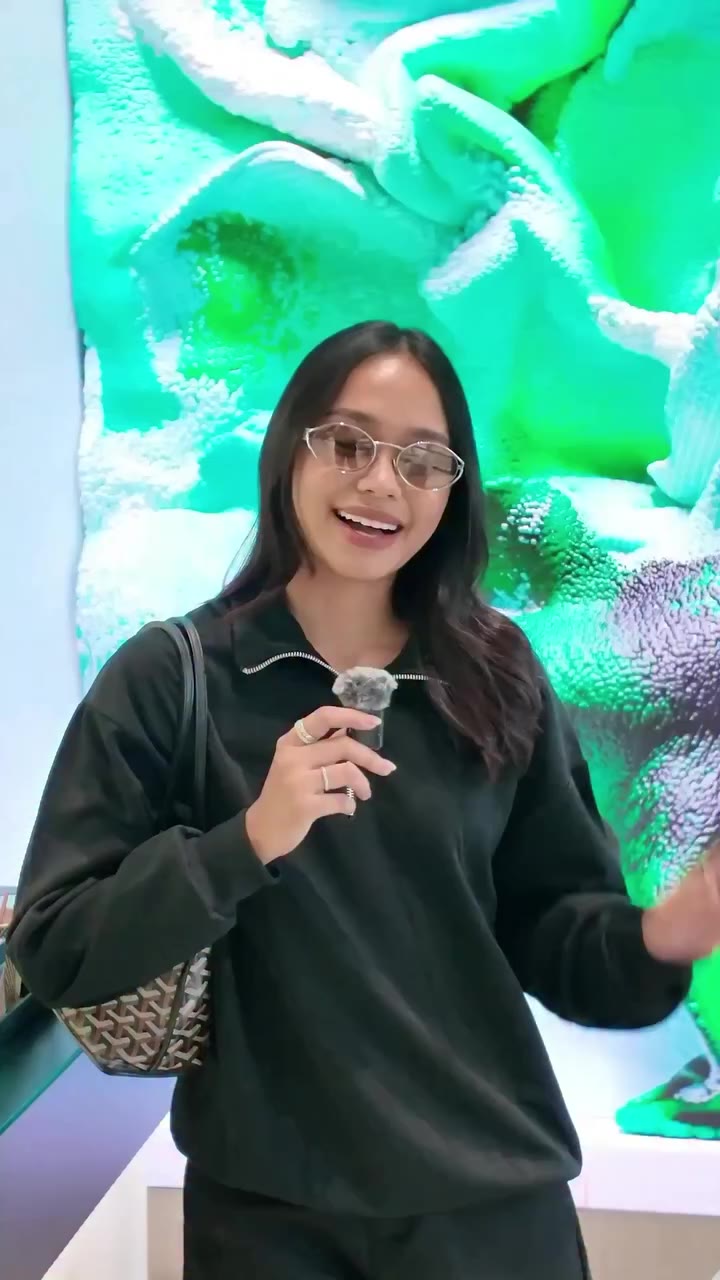 Clearer skin, coming right up. Bella’s Belo AdvaClear session is her first…
