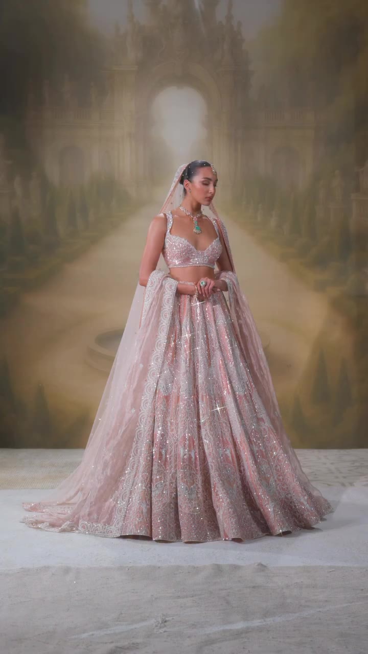 DELHI 𝗠𝗲𝗵𝗿𝗮𝘂𝗹𝗶 Sri Aurobindo Marg, Next to Indian Handicrafts Emporium…