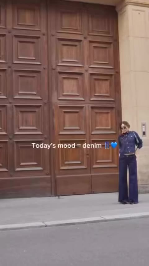 Denim on repeat because why fix what isn’t broken? 💙 Shop denim via the link…