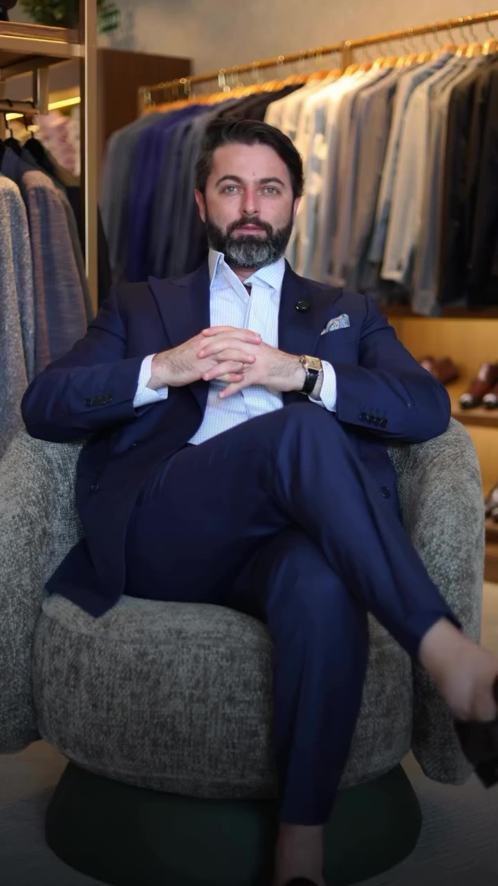 Há mais de 350 anos, a Vitale Barberis Canonico transforma lã em expressão de…