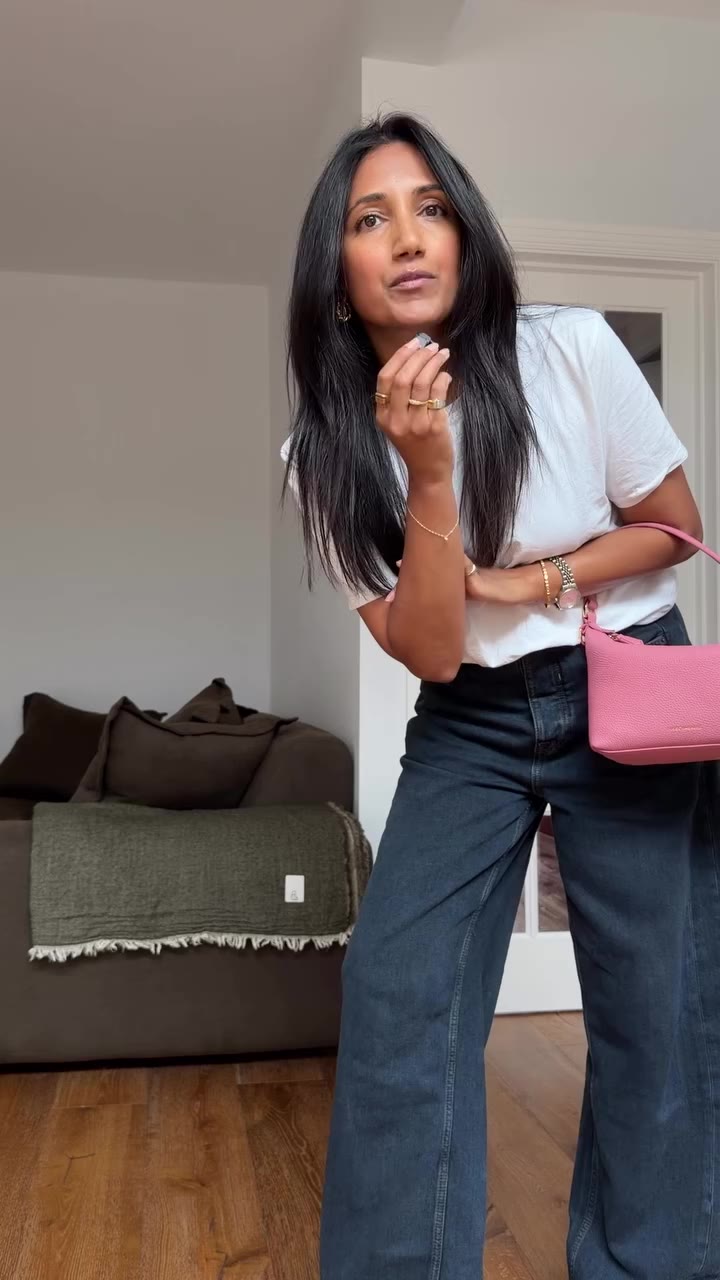 Simple style - I'm in jeans and a tee again, but adding interest by having…