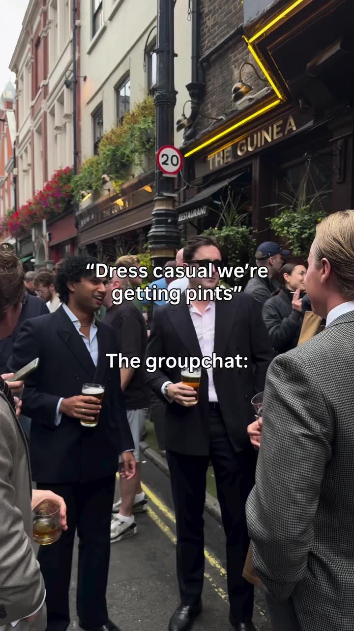 What else are you meant to wear to the pub #pints #londonlife #mensstyle…