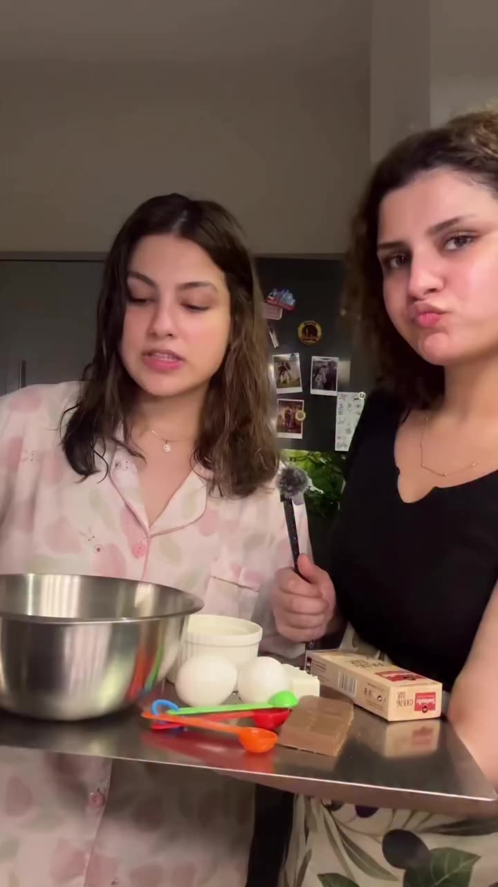 Bake with us in Air Fryer 👩‍🍳🍪 cooking | baking | cookie with vanilla ice…