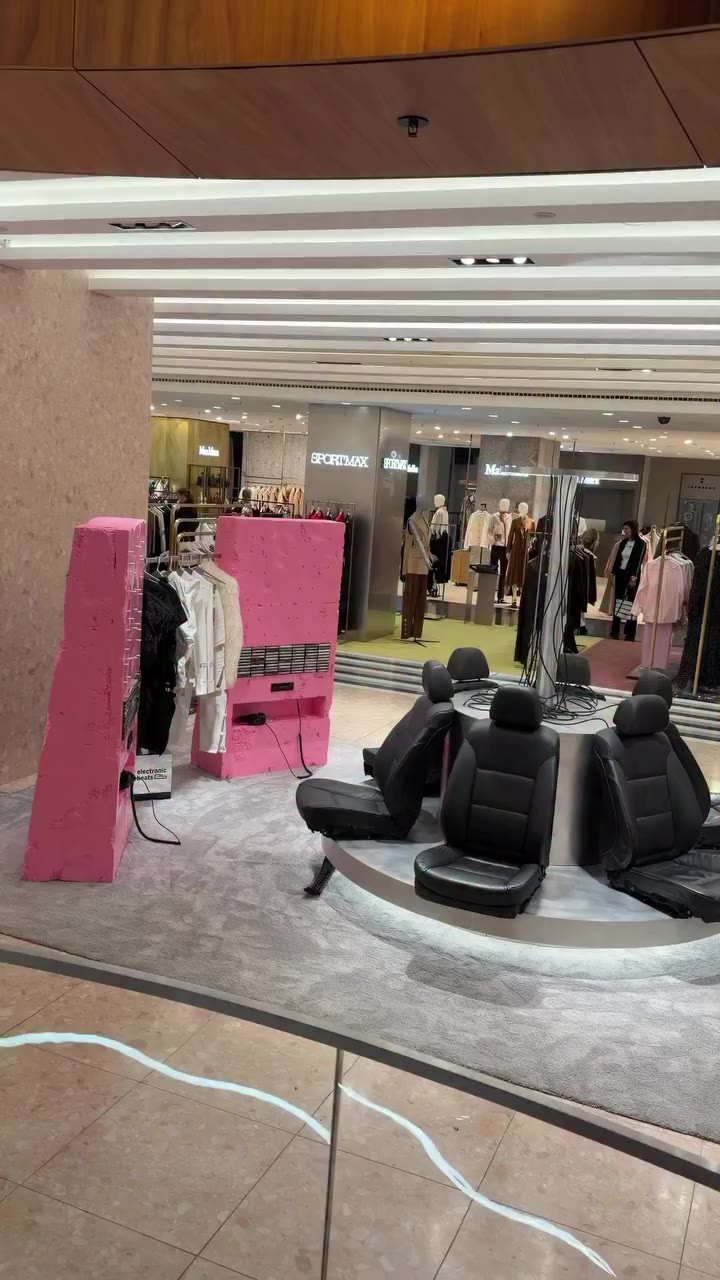 Passenger Pop-Up by @_namilia_ x @electronicbeats – Until 26 September, step…