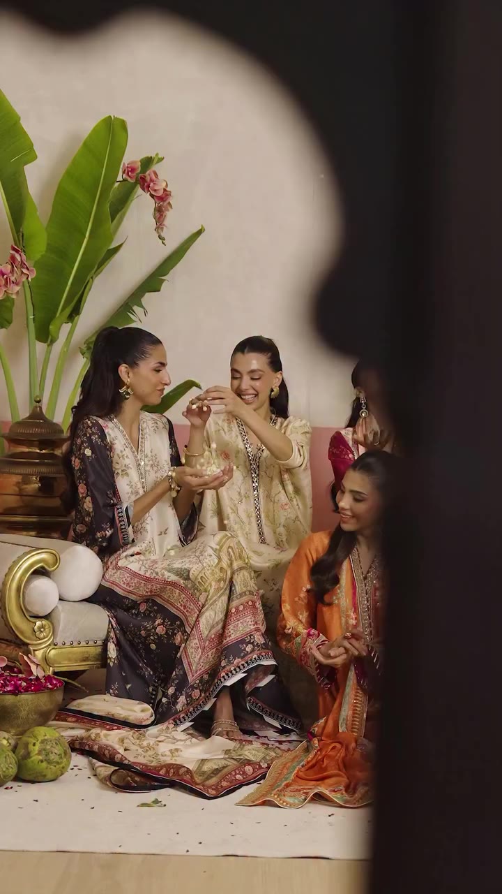 Dubai, get ready for the exclusive launch of @FarahTalibAziz’s Mayna Festive…