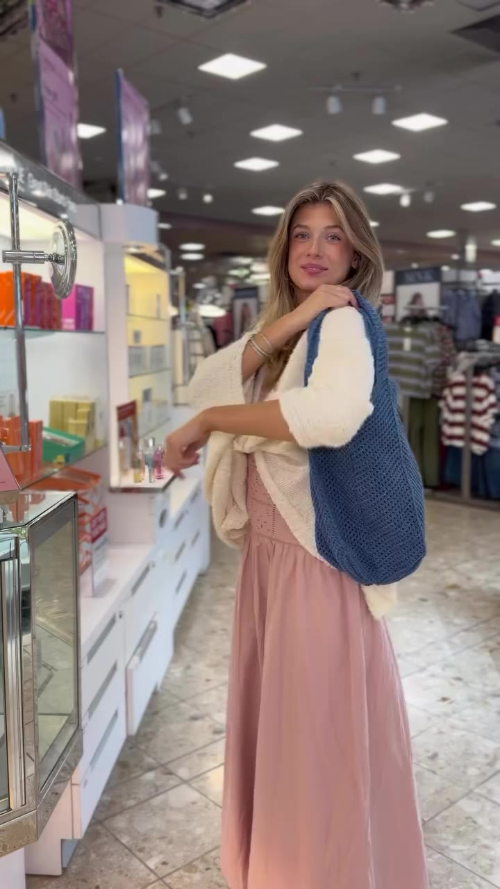 Fall Beauty Week is here at Boscov’s! ✨🍂 💄 Receive a Mesh Tote with any $65…