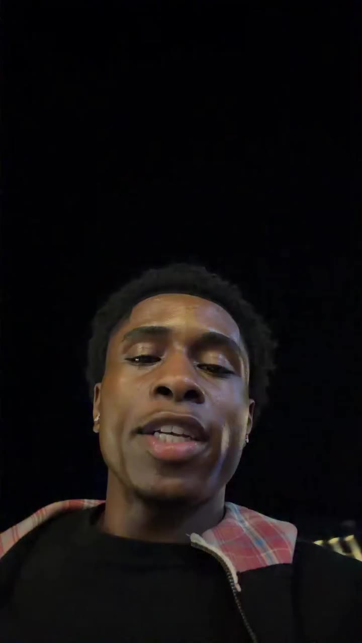 Iskaba 🗣️ ⭐️: On TikTok: @salehjso . . #fyp #publicdance #dance #ootd…