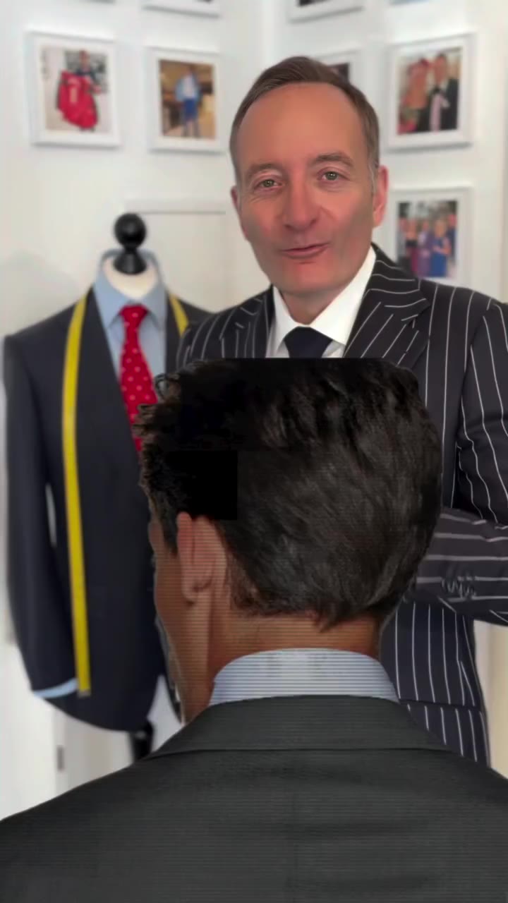 Die Nackenfalte ist ein häufiges Problem bei Jacketts. Sie tritt am oberen…