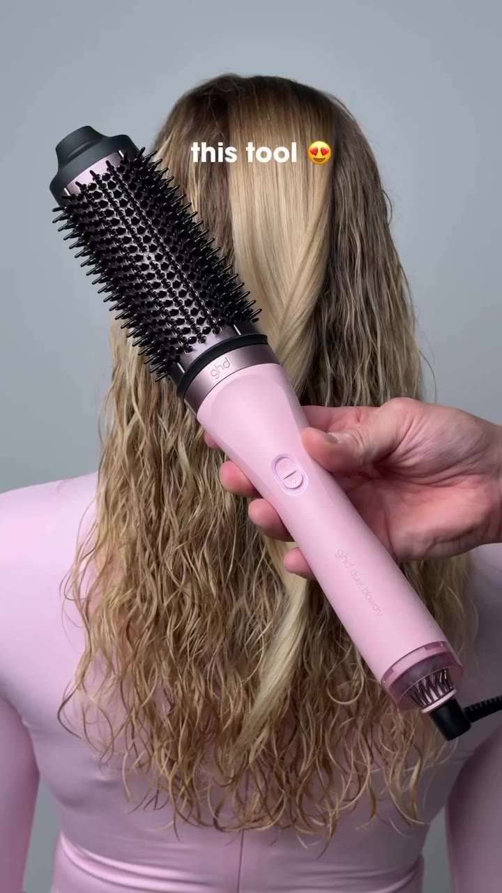 duet blowdry in PINK 🎀🩷🤍 #ghdhair #ghd #hairstyles #hairgoals