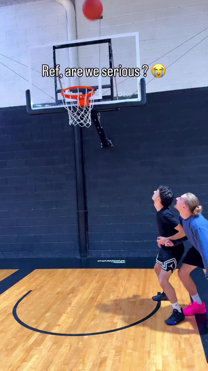 Ref, are we serious ? 😭💀 #ref #basketball #troll #rip #shoes